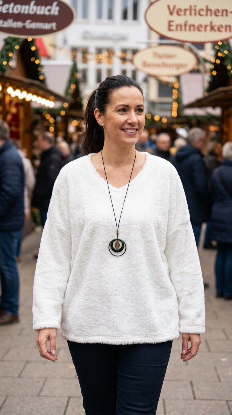 Teddy Necklace Jumper