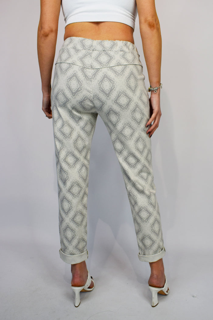 Diamond Pattern Magic Trousers